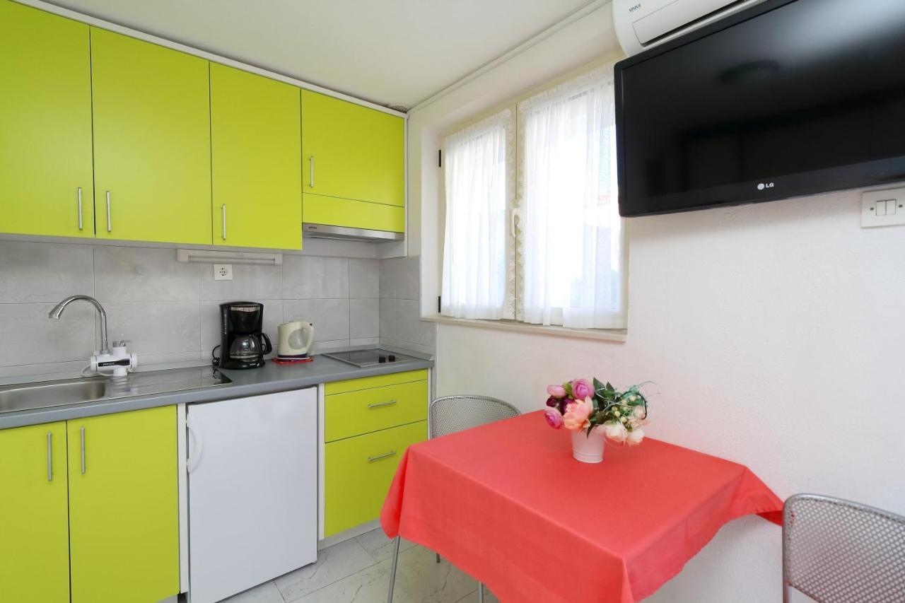 Apartman Nika - Marija Makarska Ngoại thất bức ảnh