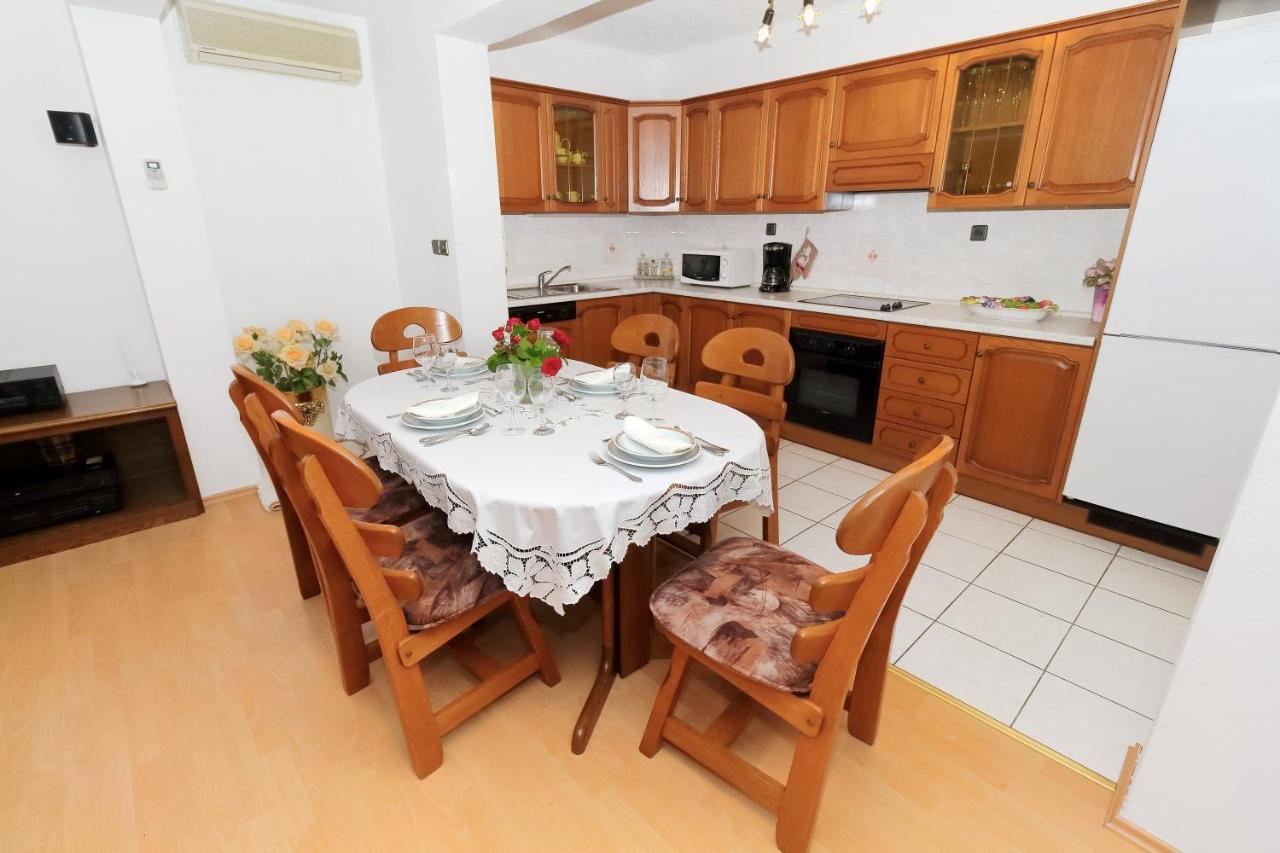 Apartman Nika - Marija Makarska Ngoại thất bức ảnh
