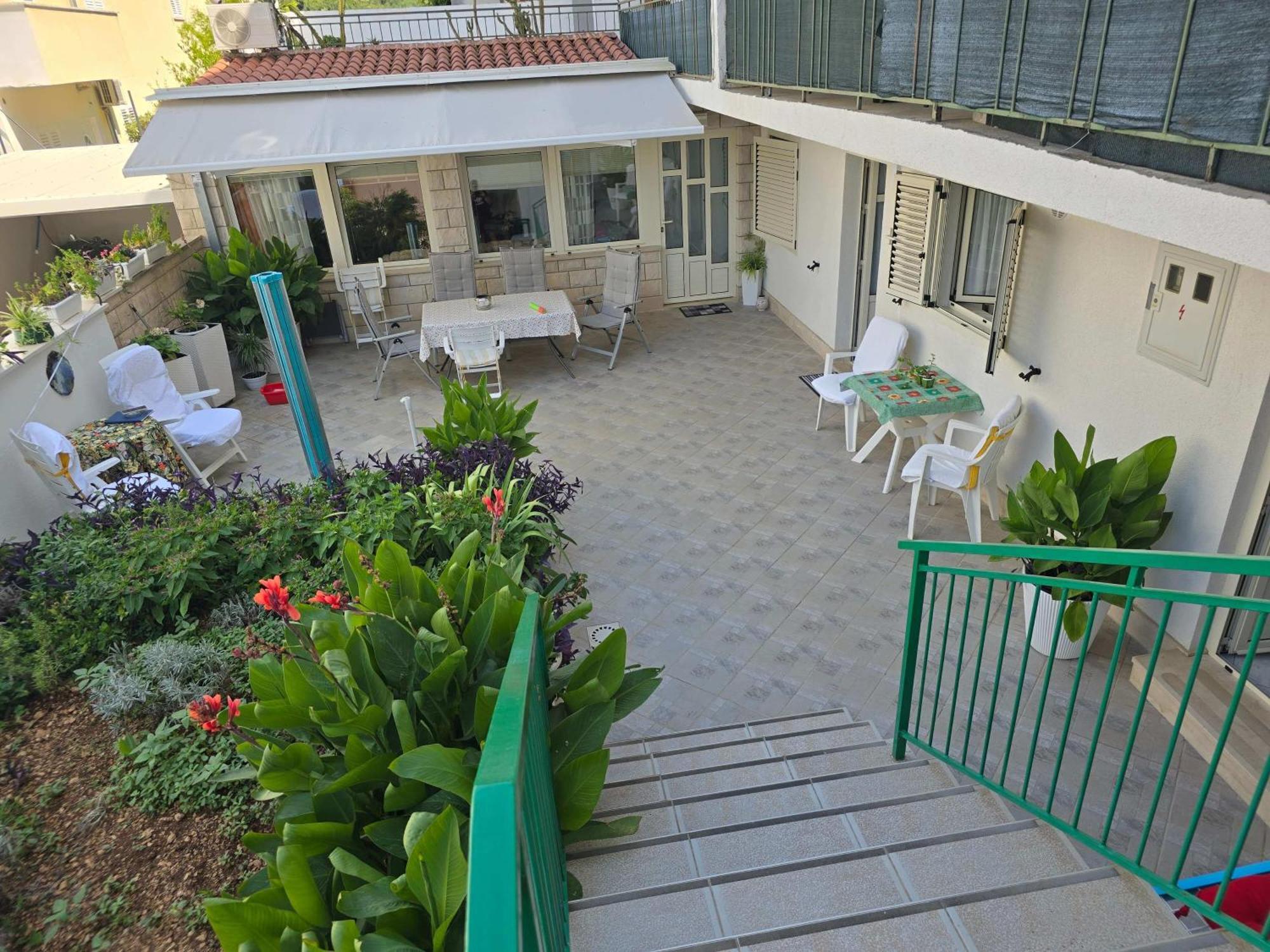 Apartman Nika - Marija Makarska Ngoại thất bức ảnh